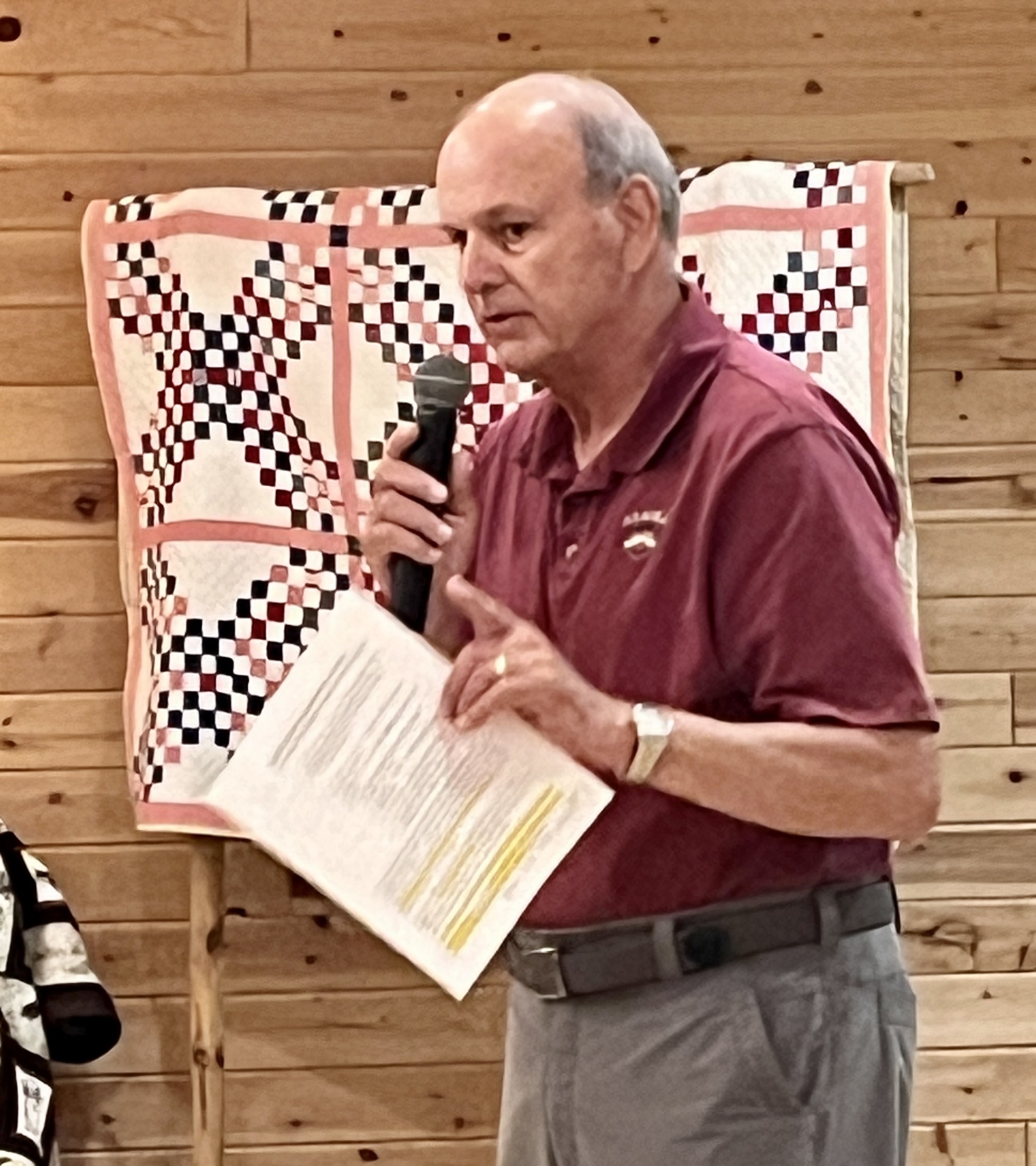 Lee Mindemann, a resident of neighboring Star Lake, gave a presentation of invasive species to the lakes.